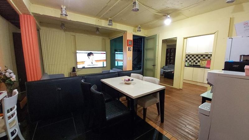 Buzz Guesthouse Hostel Seoul Exterior photo