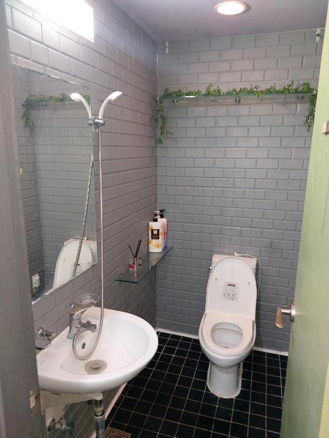 Buzz Guesthouse Hostel Seoul Exterior photo