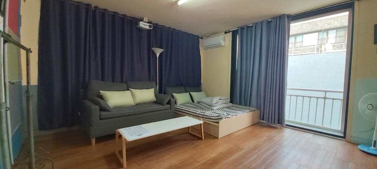 Buzz Guesthouse Hostel Seoul Exterior photo